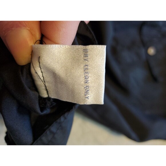 Womens Silk Blouse Sz M Lighweight Button Close Long Sleeve Chest Pocket DG2 - Picture 11 of 11